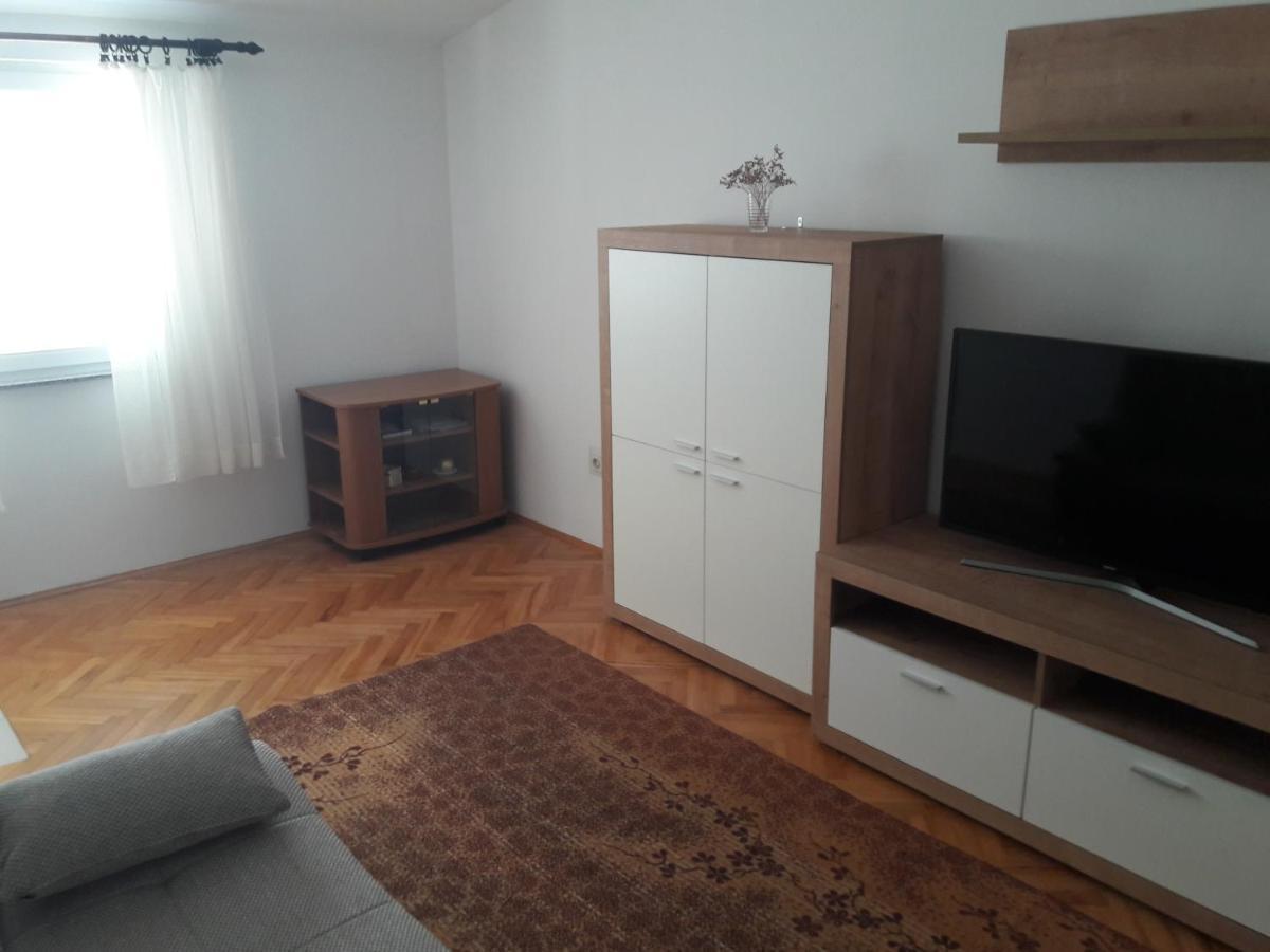 Apartment Bise Рогозница Екстериор снимка