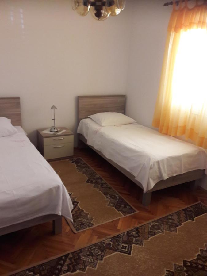 Apartment Bise Рогозница Екстериор снимка