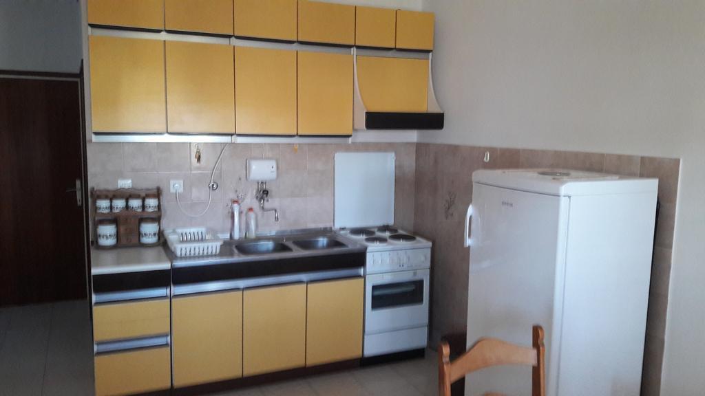 Apartment Bise Рогозница Екстериор снимка